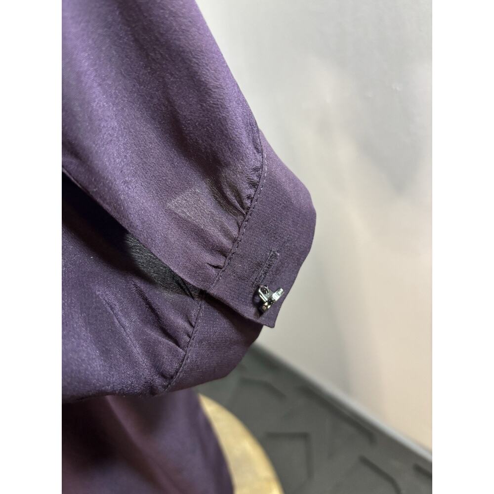 Banana Republic Silk Blouse Petite 6 Purple Minimalist 3/4 Sleeve‎ Top Chic - Picture 4 of 7